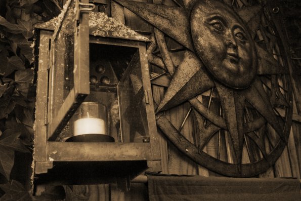 Sun-Closeup-HDR-Horiz-Sepia-1920